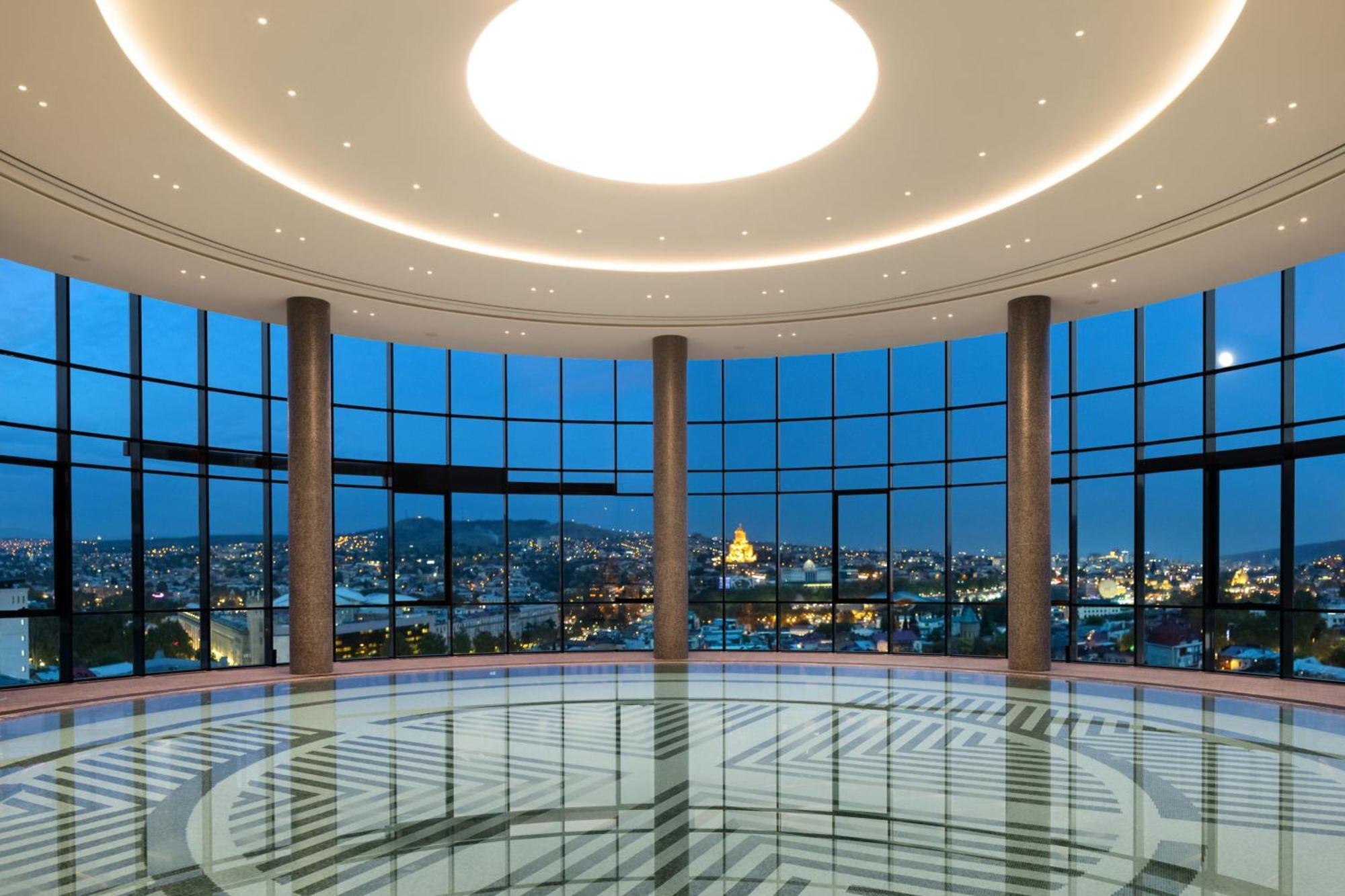 Paragraph Freedom Square, A Luxury Collection Hotel, Тбилиси Экстерьер фото