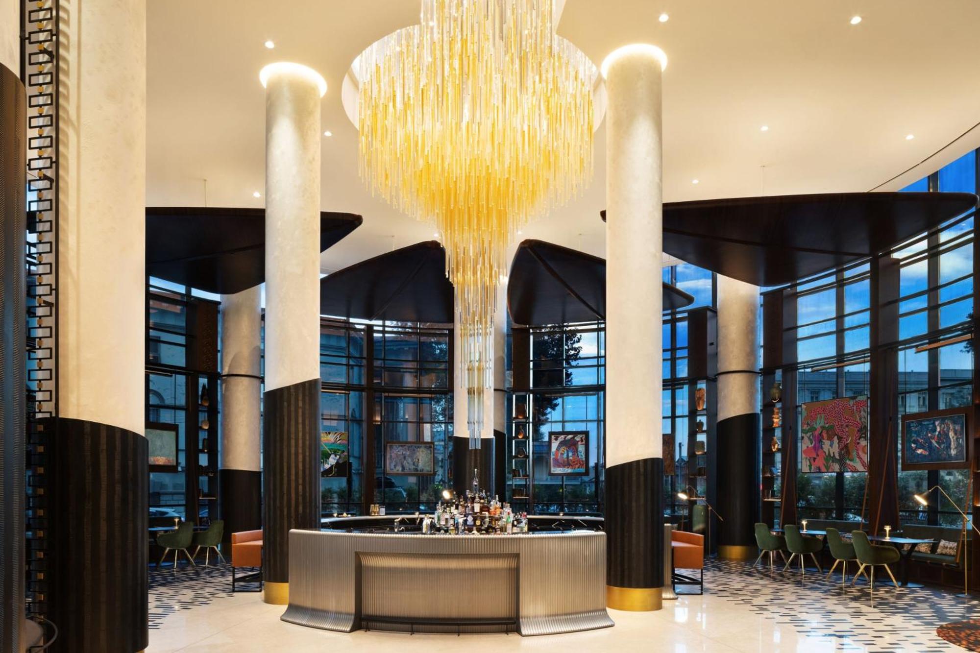 Paragraph Freedom Square, A Luxury Collection Hotel, Тбилиси Экстерьер фото