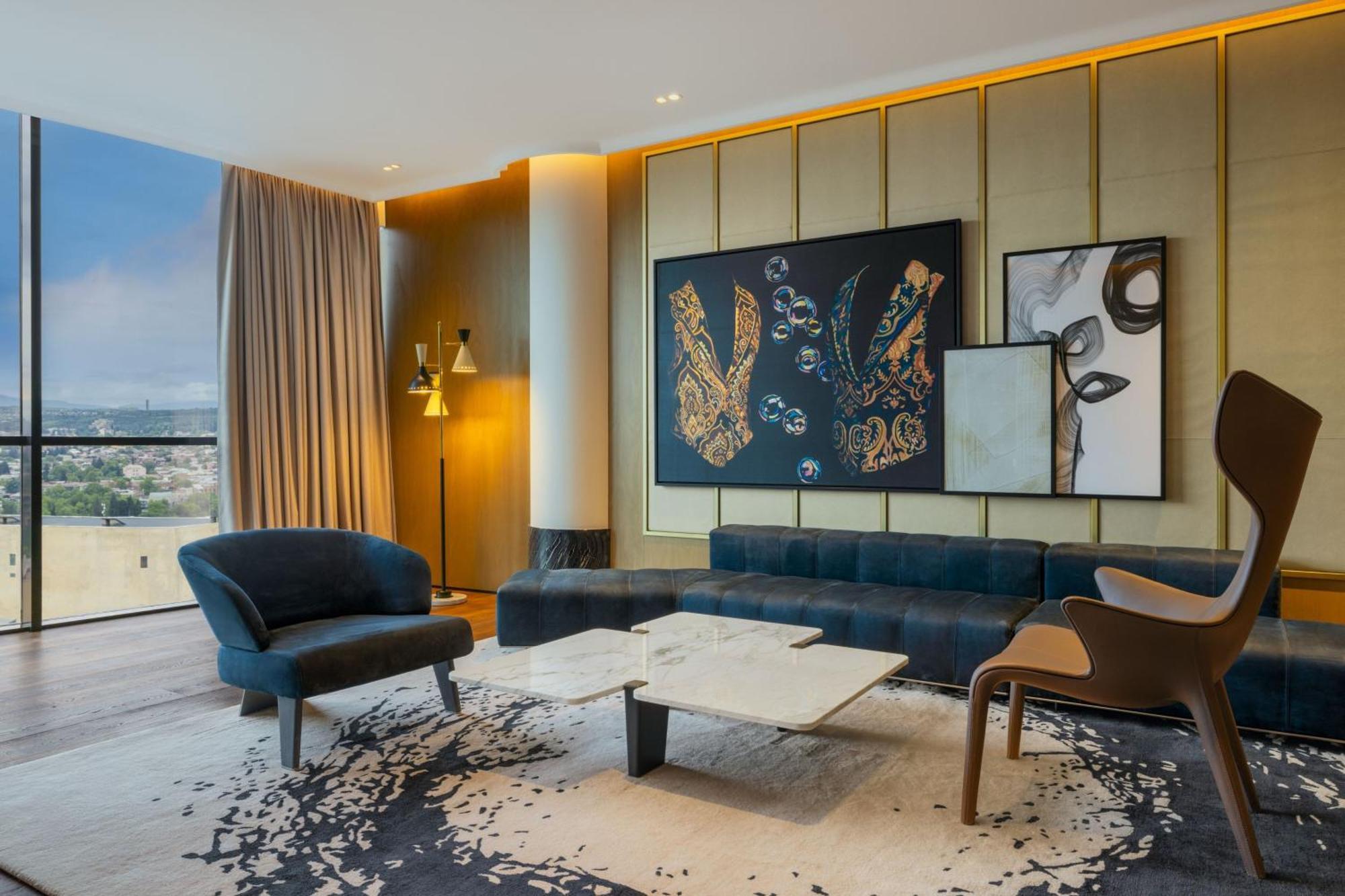 Paragraph Freedom Square, A Luxury Collection Hotel, Тбилиси Экстерьер фото